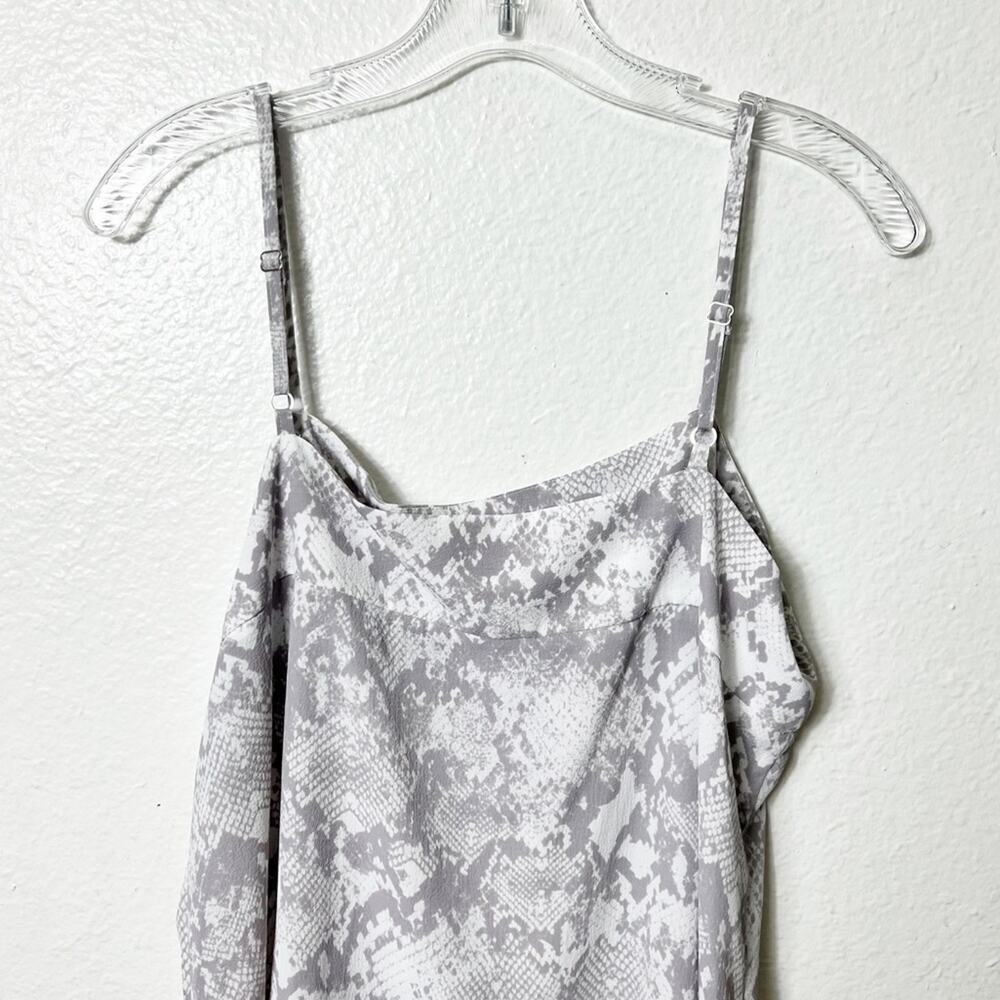JENNIFER LOPEZ SNAKESKIN GREY WOMEN ADJUSTABLE TANK BLOUSE SIZE LARGE - Picture 4 of 4